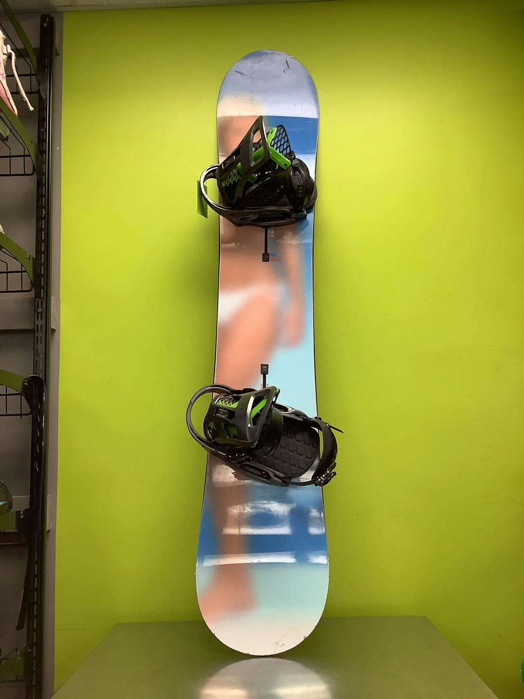 Burton Custom Flying V Snowboard – Men's All-Mountain Board With Camber/Rocker Hybrid For Versatile Riding - View #8