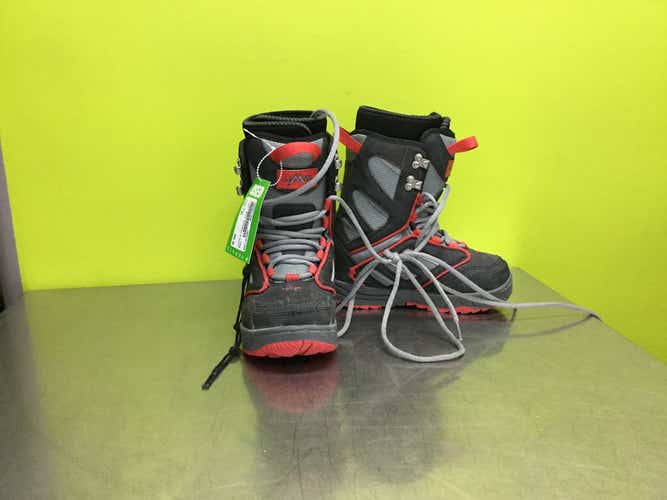 Used Lamar Junior 03 Snowboard Boys Boots