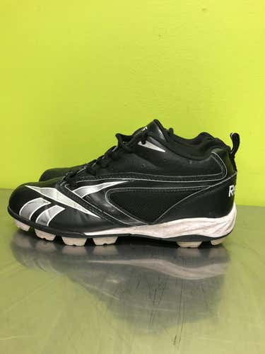 Used Reebok Senior 6 Football Shoes