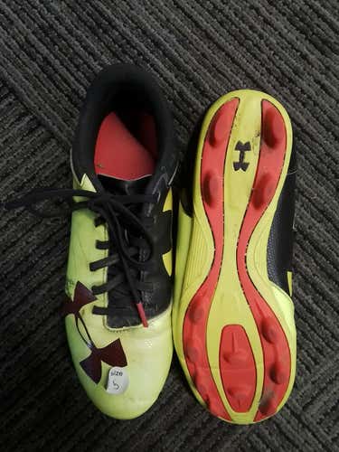 Used Under Armour Senior 5 Cleat Soccer Outdoor Cleats