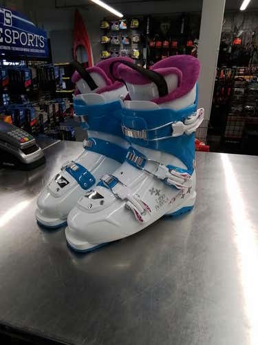 Used Nordica Little Belle 3 255 Mp - M07.5 - W08.5 Girls' Downhill Ski Boots