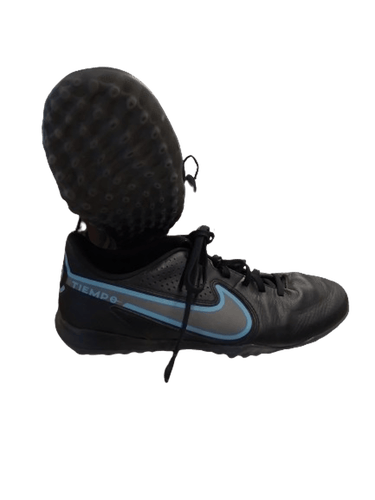 Used Nike Senior 7.5 Indoor Soccer Indoor Cleats