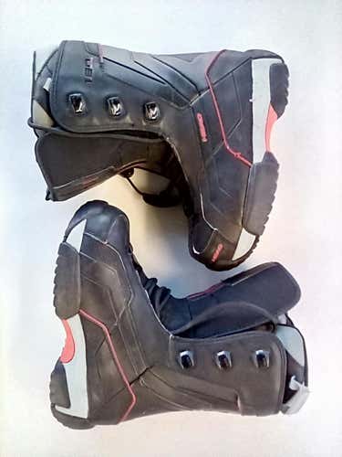 Used Head 160 Youth 06.5 Boys Snowboard Boots