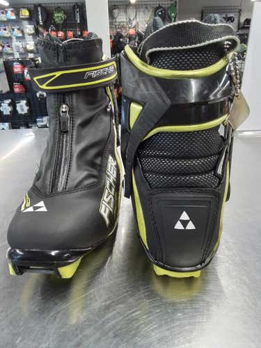 Used Fisher M 08.5-09 W 09-09.5 Men's Cross Country Ski Boots