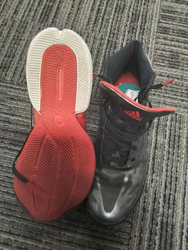 Used Adidas Youth 09.5 Basketball Shoes