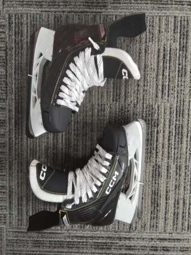 New Ccm As-550 Skates
