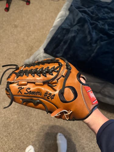 Oregon Issued Baseball Glove