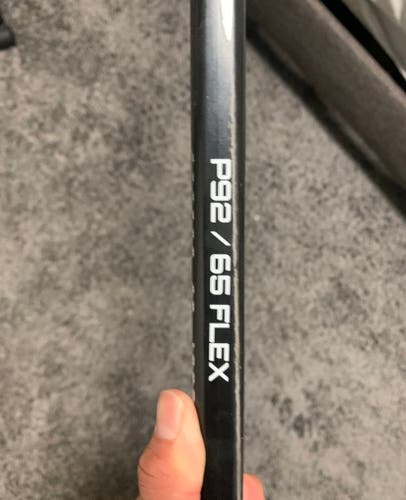 Bauer Vapor 3X Grip Intermediate Hockey Stick