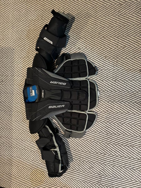 Used Large/Extra Large Bauer  GSX Goalie Chest Protector