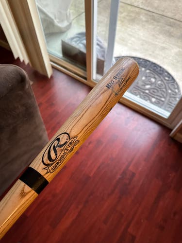 Wood rawlings big stick 302F baseball bat