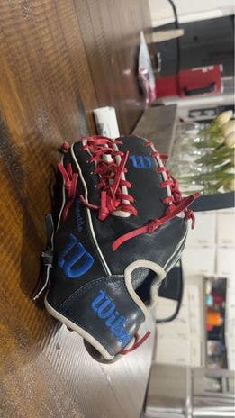 Custom Made And Colored Pitcher's 11.5" A2000 Baseball Glove