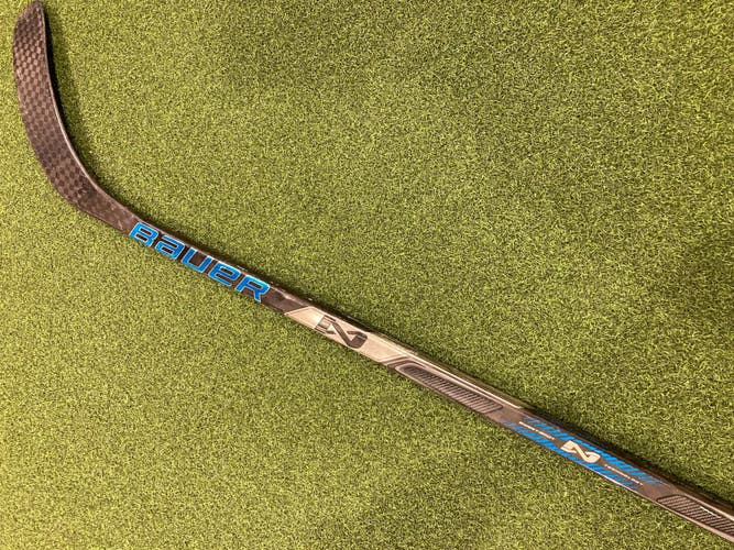 Used Intermediate Bauer Nexus Freeze Pro+ Left Hand Hockey Stick P88