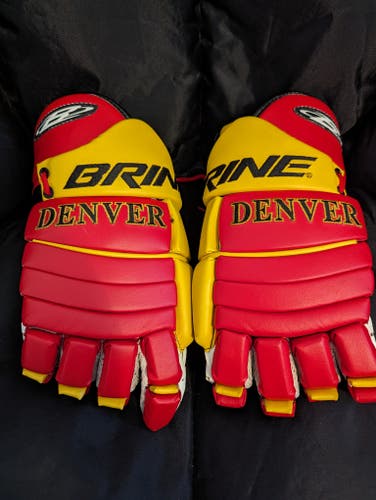 VGC Very Rare DU Brine L-33 Lacrosse Gloves