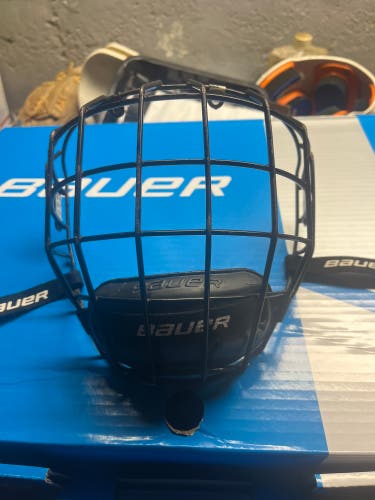 Used  Bauer Full Cage Profile II Facemask
