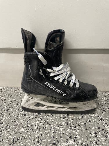 Used Prostock Custom Bauer Vapor Hyperlite Hockey Skates