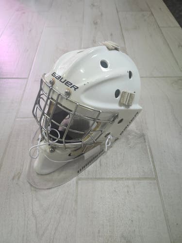 Used Bauer  950X Goalie Mask