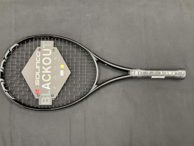 Grip Size 4 1/8” - Solinco Blackout 245 - 26” Junior Racquet