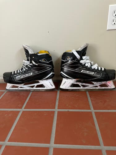 Used Senior Bauer Regular Width 9.5 Supreme 1S Hockey Goalie Skates