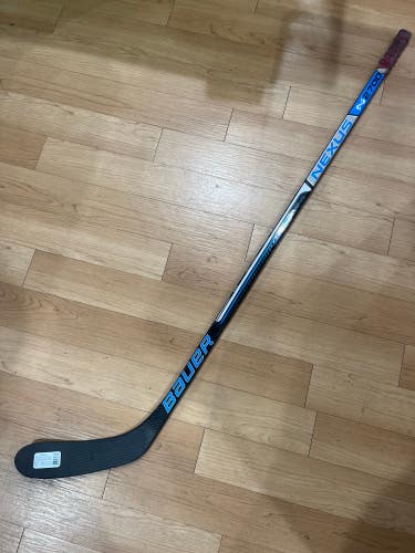 Used Intermediate Bauer Nexus N2700 Hockey Stick Right Handed P28
