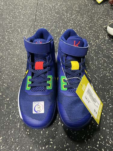 Used Nike Kyrie Junior 03 Basketball Shoes