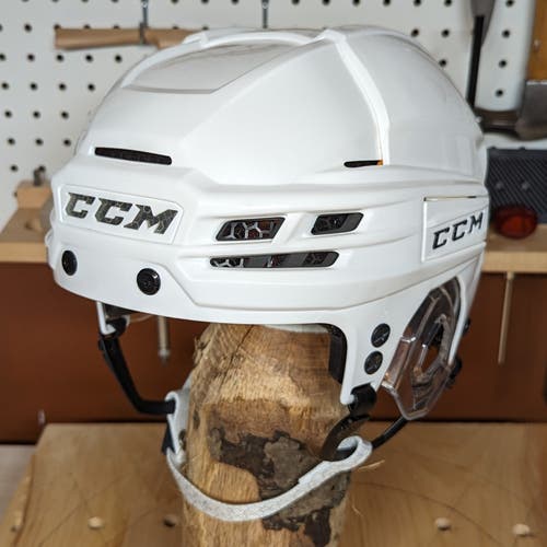 Used Medium CCM Super Tacks X Helmet