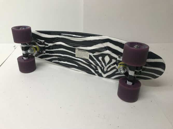 Used Zebra 7 1 2" Complete Skateboards