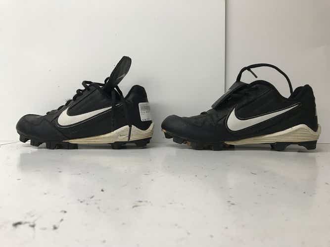 Used Nike Senior 8 Baseball And Softball Cleats