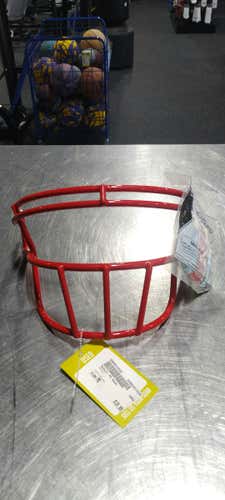 Used Schutt Md Football Helmets