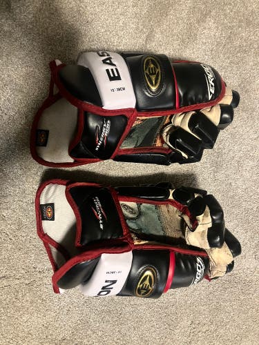 Easton Synergy 800 Hockey Gloves 15’