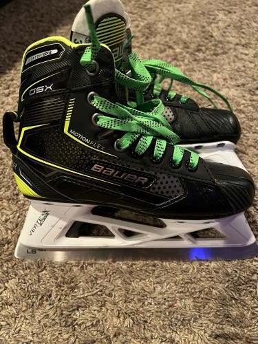 Used Junior Bauer Regular Width Size 3 GSX Hockey Goalie Skates