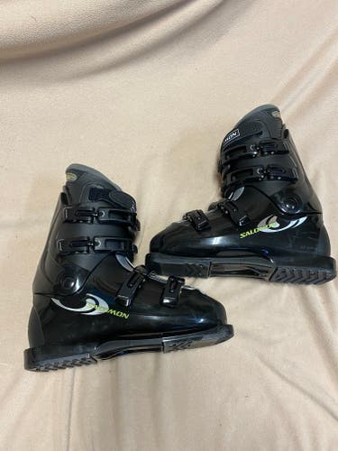 Used Salomon Performa Ski Boots