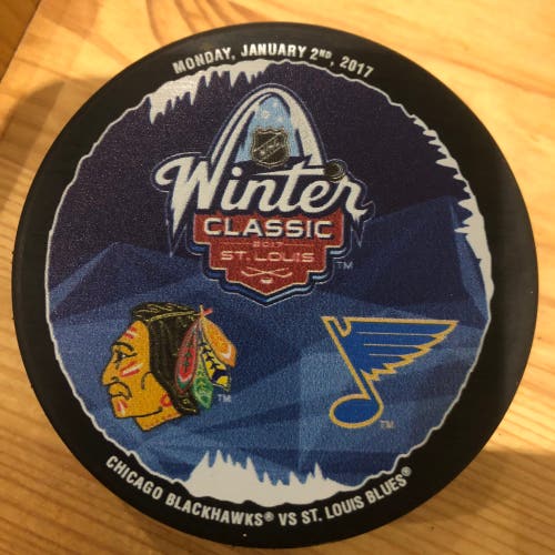 St Louis Blues Vs Hawks Winter Classic ‘17 puck