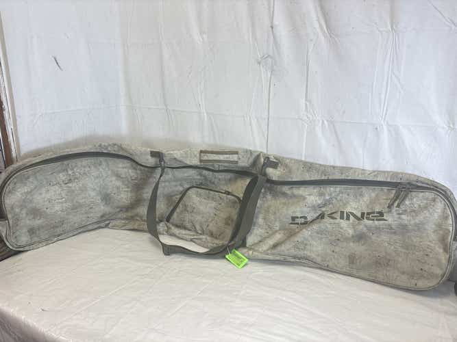 Used Dakine 168cm Snowboard Bag