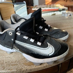 Black Used Men's Low Top Molded Cleats Huarache