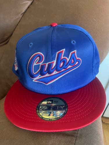 Chicago Cubs New Era MLB Satin Fitted Hat 7 1/2