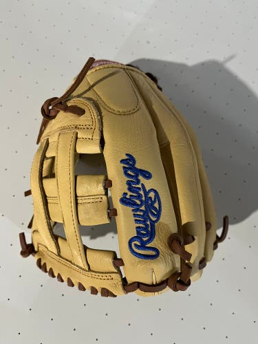 New  Right Hand Throw 11.5" Select Pro Lite Baseball Glove