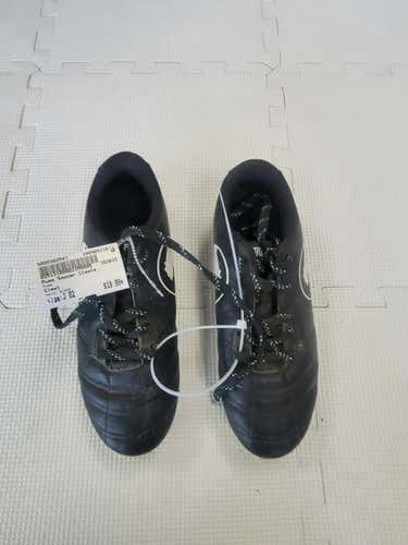 Used Puma Junior 02 Cleat Soccer Outdoor Cleats