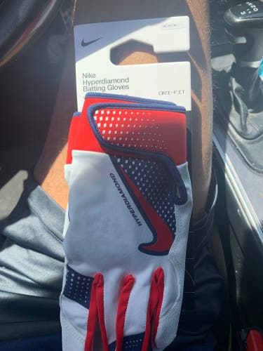 New Medium Nike Hyperdiamond Batting Gloves (unisex)
