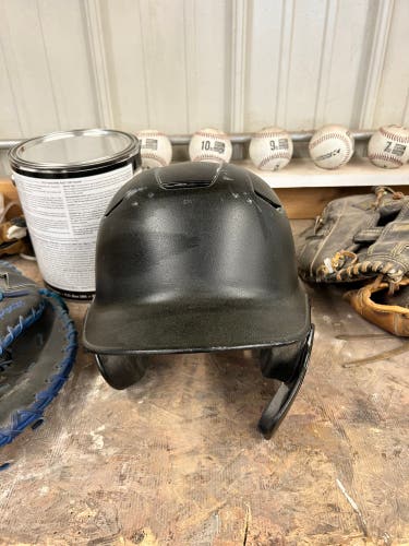 Used  Easton Z5 2.0 Batting Helmet