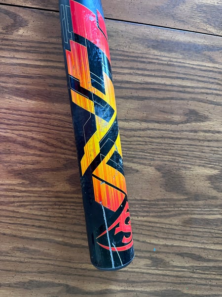 Used 2022 Louisville Slugger (-10) 22 oz 32" LXT Bat