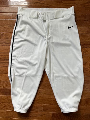 Nike XL White Viper Knicker Baseball Pants With Black Piping size XL (unworn)