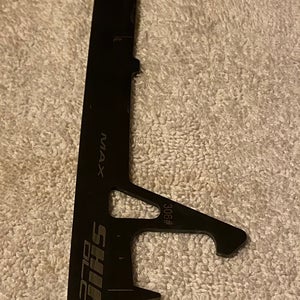 True Hockey Shift DLC Max Steel Runner Size 306 One Blade Only