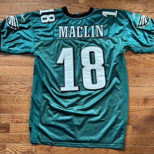 Philadelphia Eagles Jeremy Mackinac jersey size 50