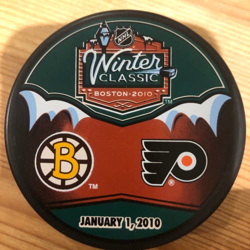Winter Classic Bruins Vs Flyers ‘10 puck