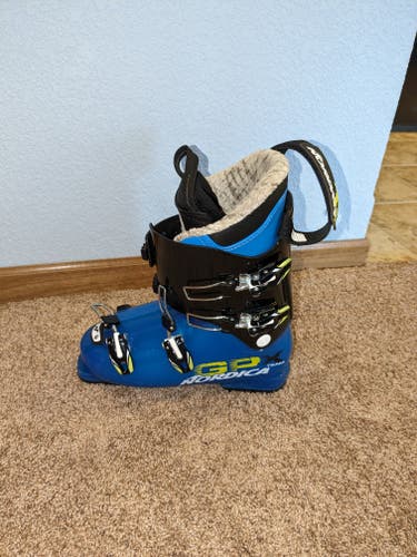 Used Nordica GPX TEAM Ski Boots size 26.5