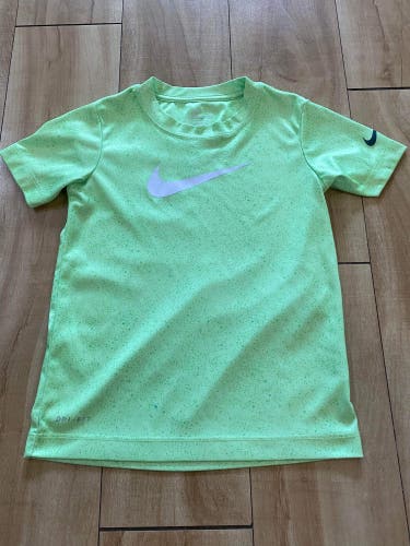 Nike Dri Fit Girl’s Size 6 Short Sleeve Shirt Neon Green