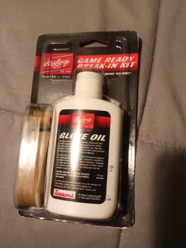 New Baseball glove oil conditioner with strap