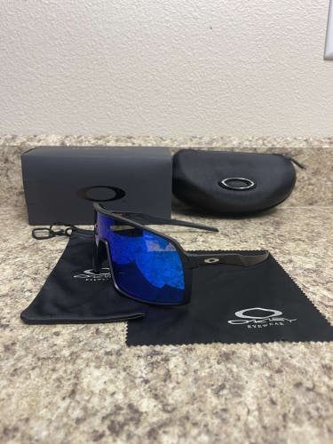 Oakley Sutro Blue/Black Men’s Sunglasses