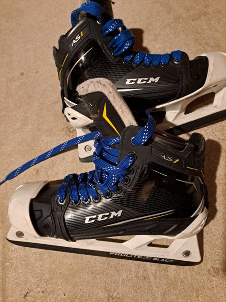Used CCM Super Tacks AS1 Hockey Goalie Skates Regular Width Size 6