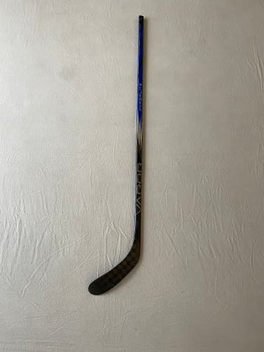 Used Custom Senior Bauer Left Hand Vapor Hyperlite 2 Hockey Stick 70 Flex (Pastrnak Curve)